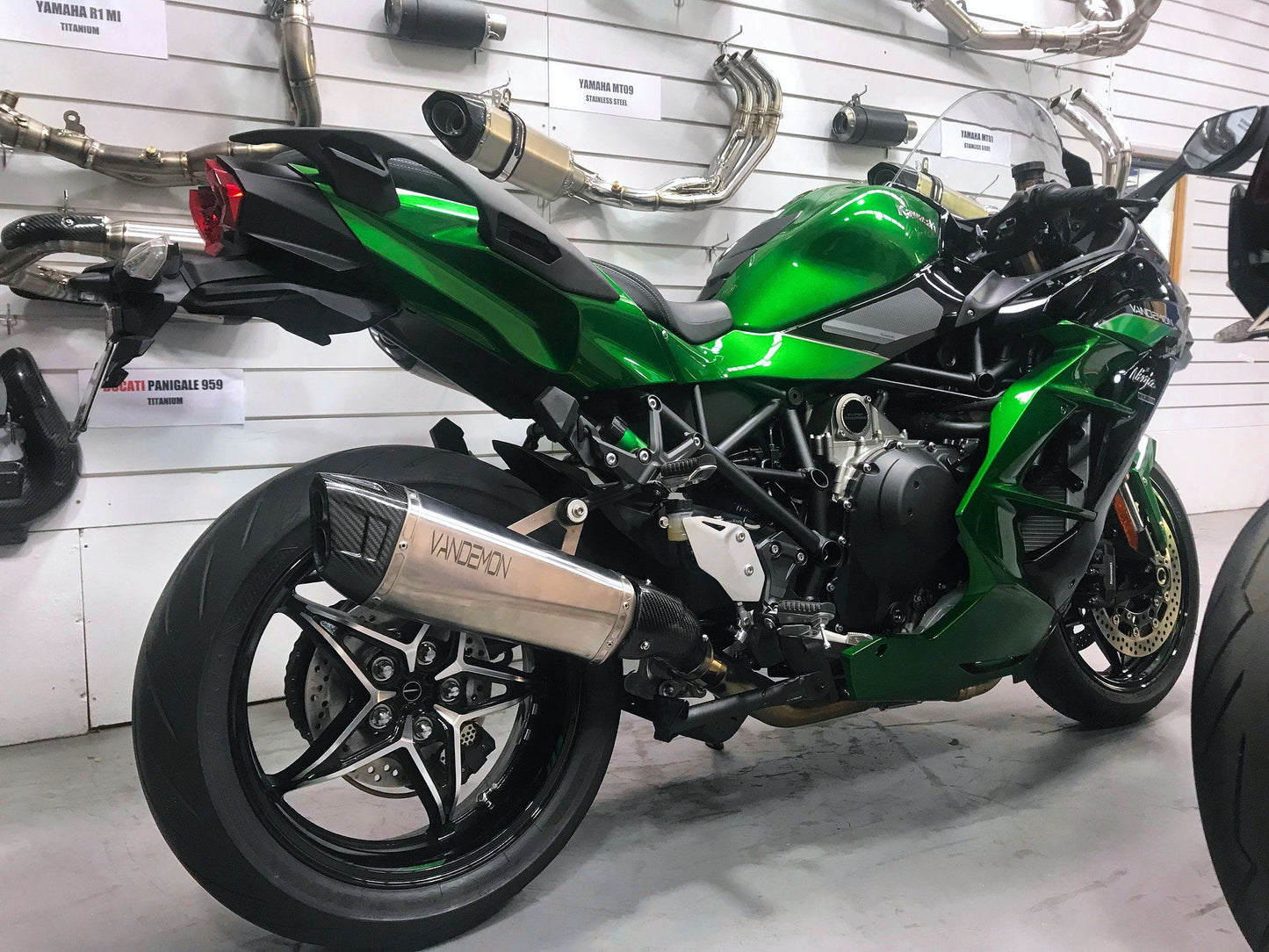 KAWASAKI H2 SE/SX VANDEMON TITANIUM EXHAUST SYSTEM 2018-2022