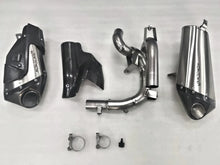 Load image into Gallery viewer, Triumph Rocket 3 R &amp; GT Titanium Slip-On Mufflers - NON E-VALVE